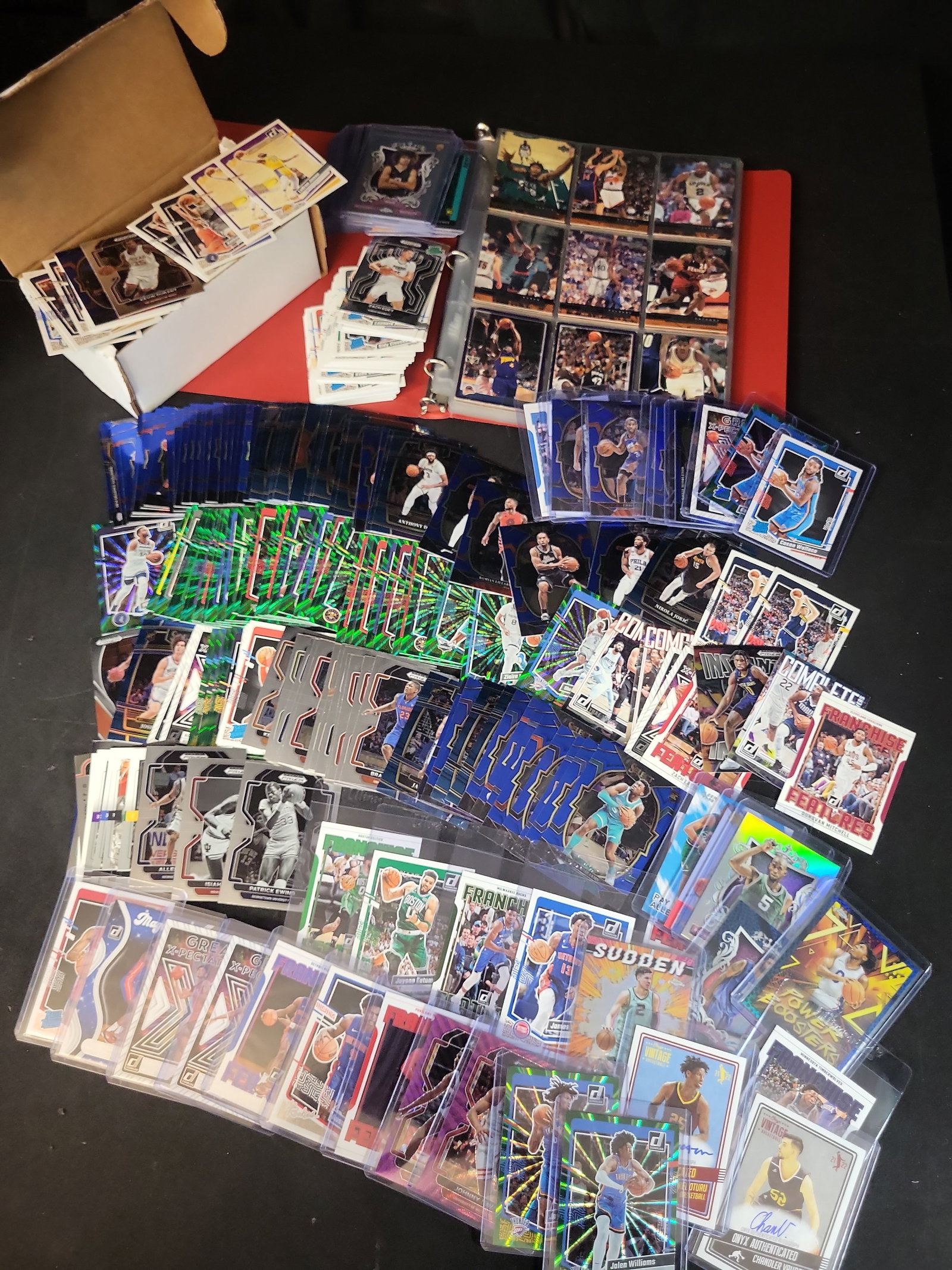 I03648 | A Collection of NBA Trading Cards Featuring Modern Panini Parallels, Rookies, and 1999-2000 (1 of 11)