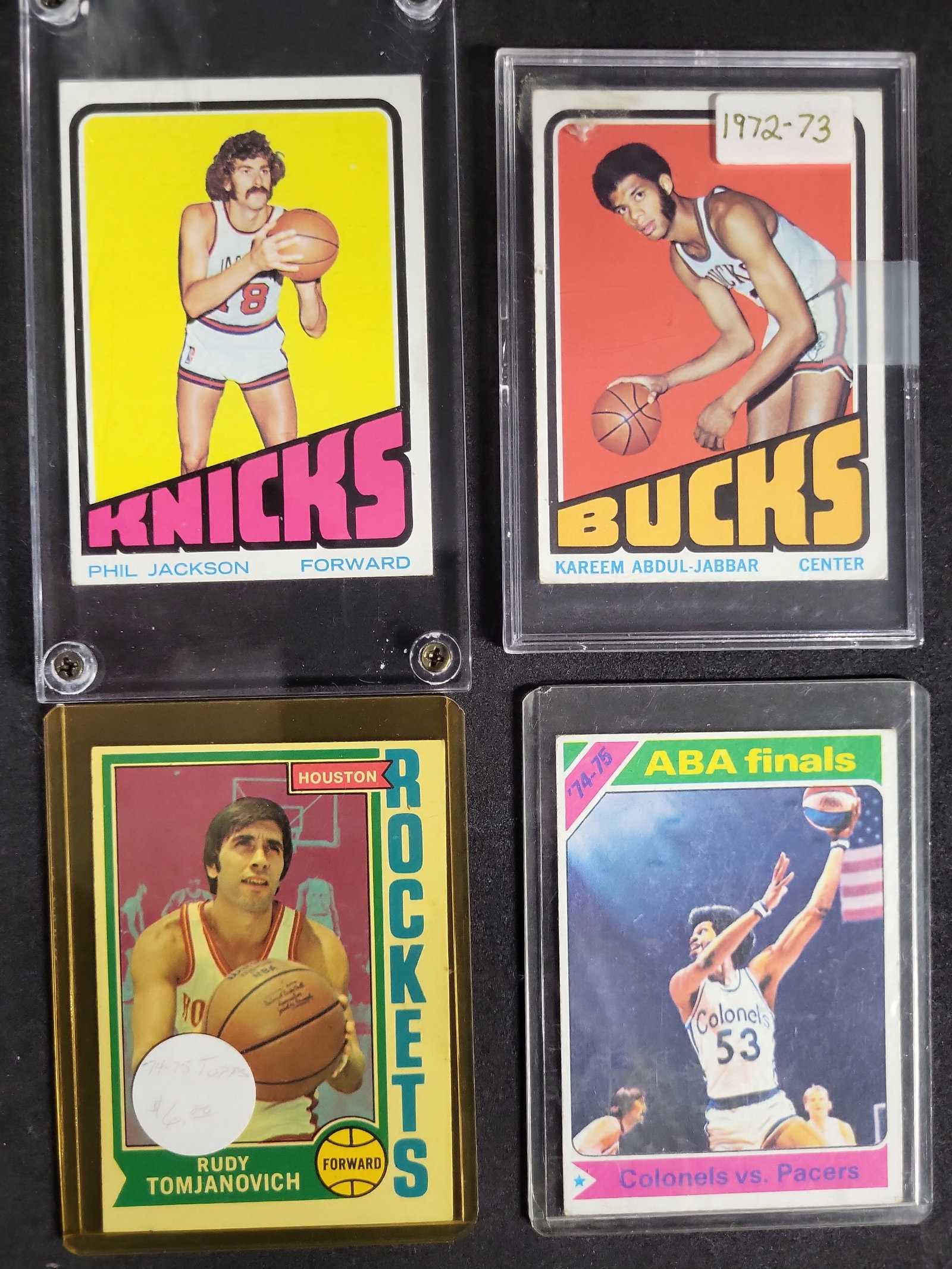 I03819 | A Group of Vintage Topps Basketball Cards Including Kareem Abdul-Jabbar and Phil Jackson (1 of 9)