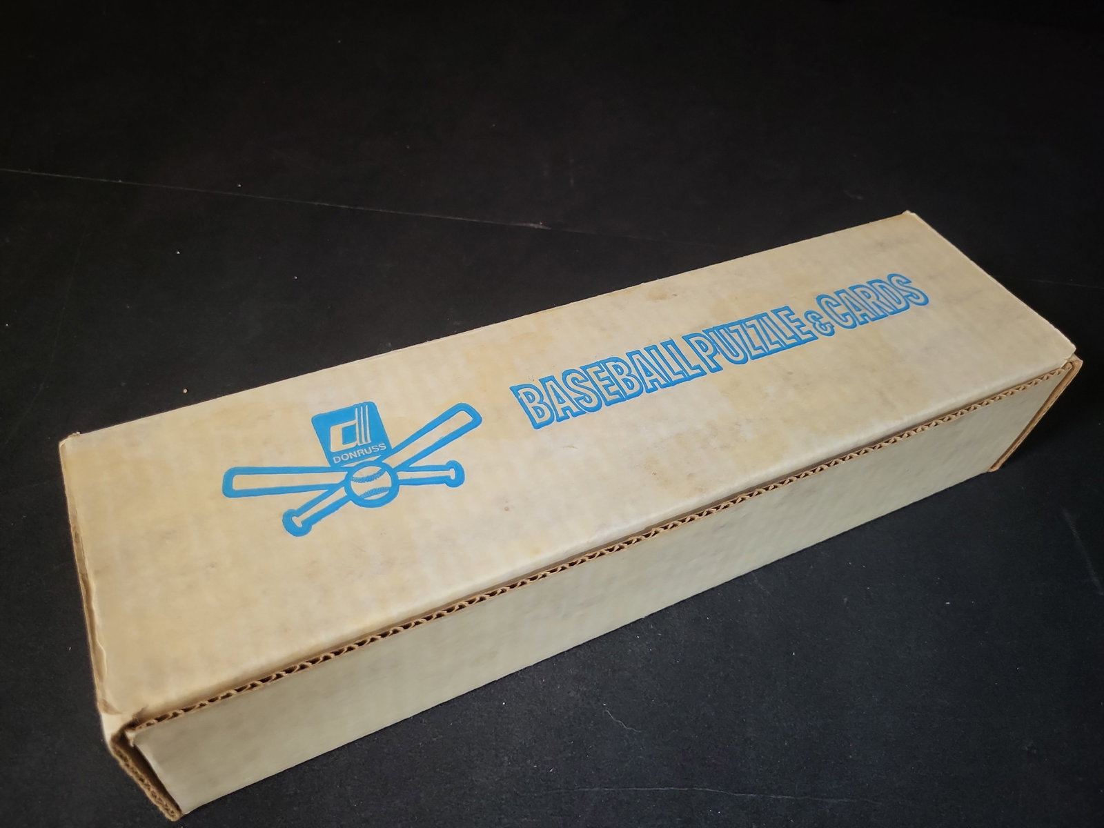 I03240 | 1983 Donruss Baseball Complete Set of 660 Cards in Original Storage Box (1 of 5)