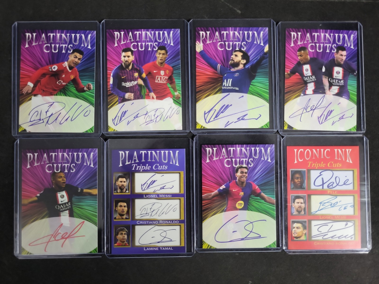 I03290 | Lot of 8 Unlicensed Soccer Trading Cards with Facsimile Autographs (1 of 5)