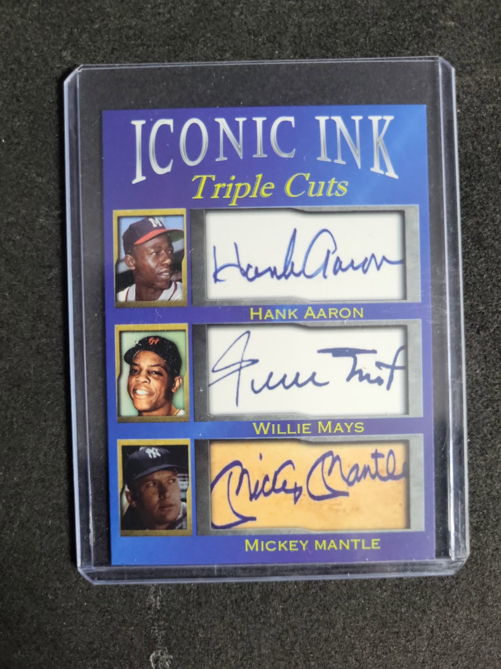 I03285 | Iconic Ink Triple Cuts Facsimile Autograph Card Hank Aaron Willie Mays and Mickey Mantle (1 of 2)
