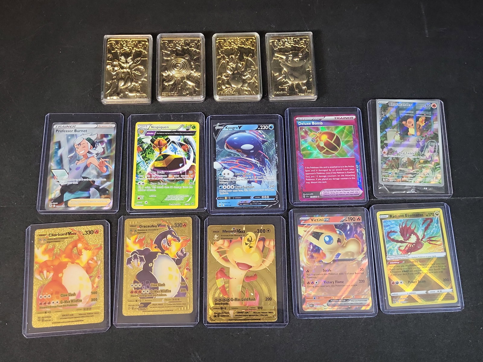 I02937 | An Assortment of Pok?©mon Collectibles Including 1999 Burger King 23-Karat Gold-Plated (1 of 10)