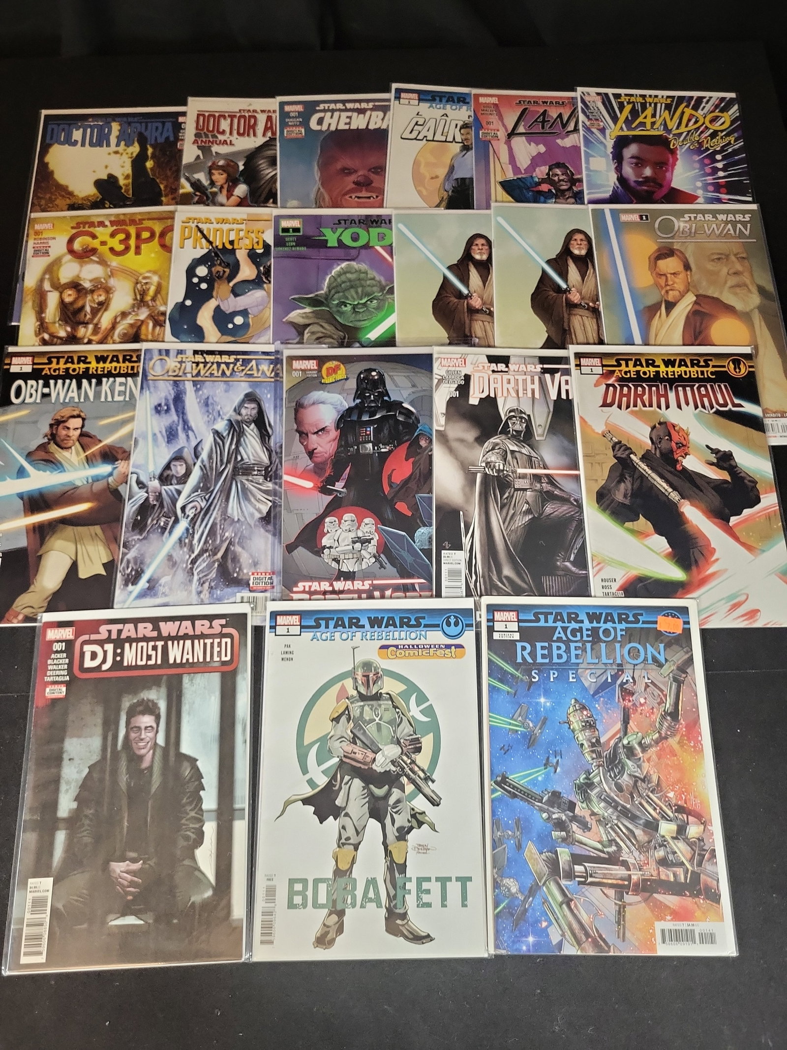I03794 | A Collection of Modern Age Marvel Star Wars Comics featuring Variant Editions and (1 of 11)