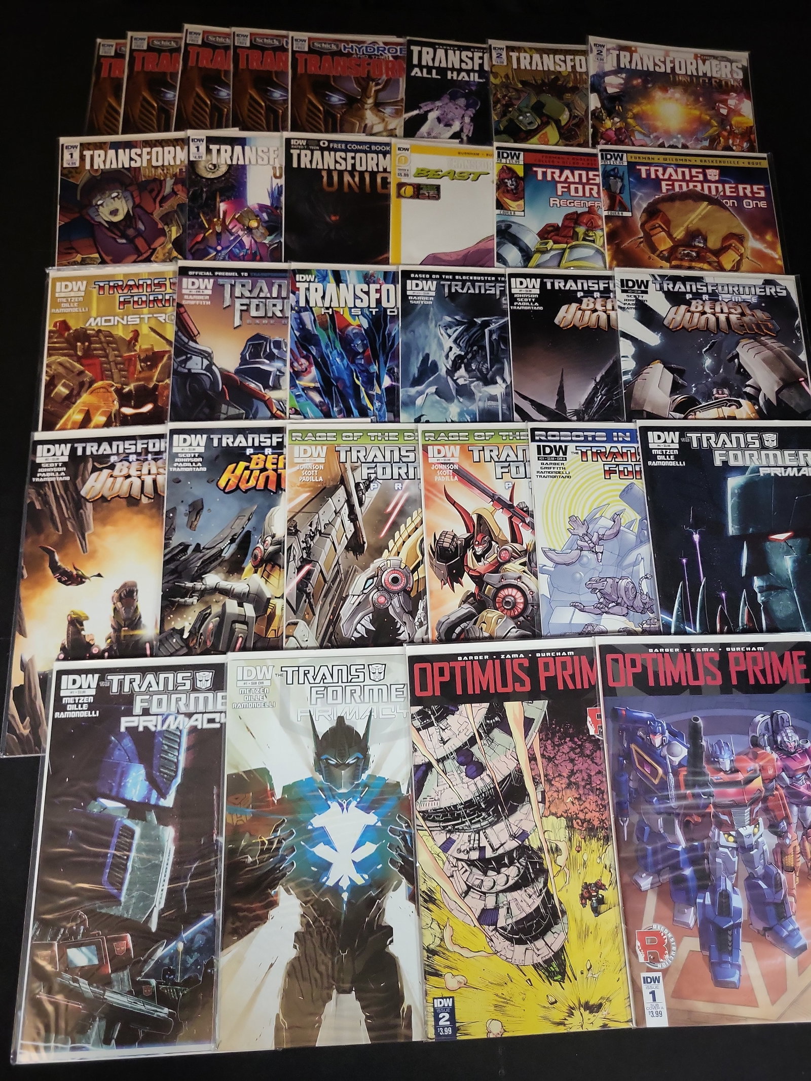 I03786 | A Collection of IDW Publishing Transformers Modern Age Comic Books (1 of 9)
