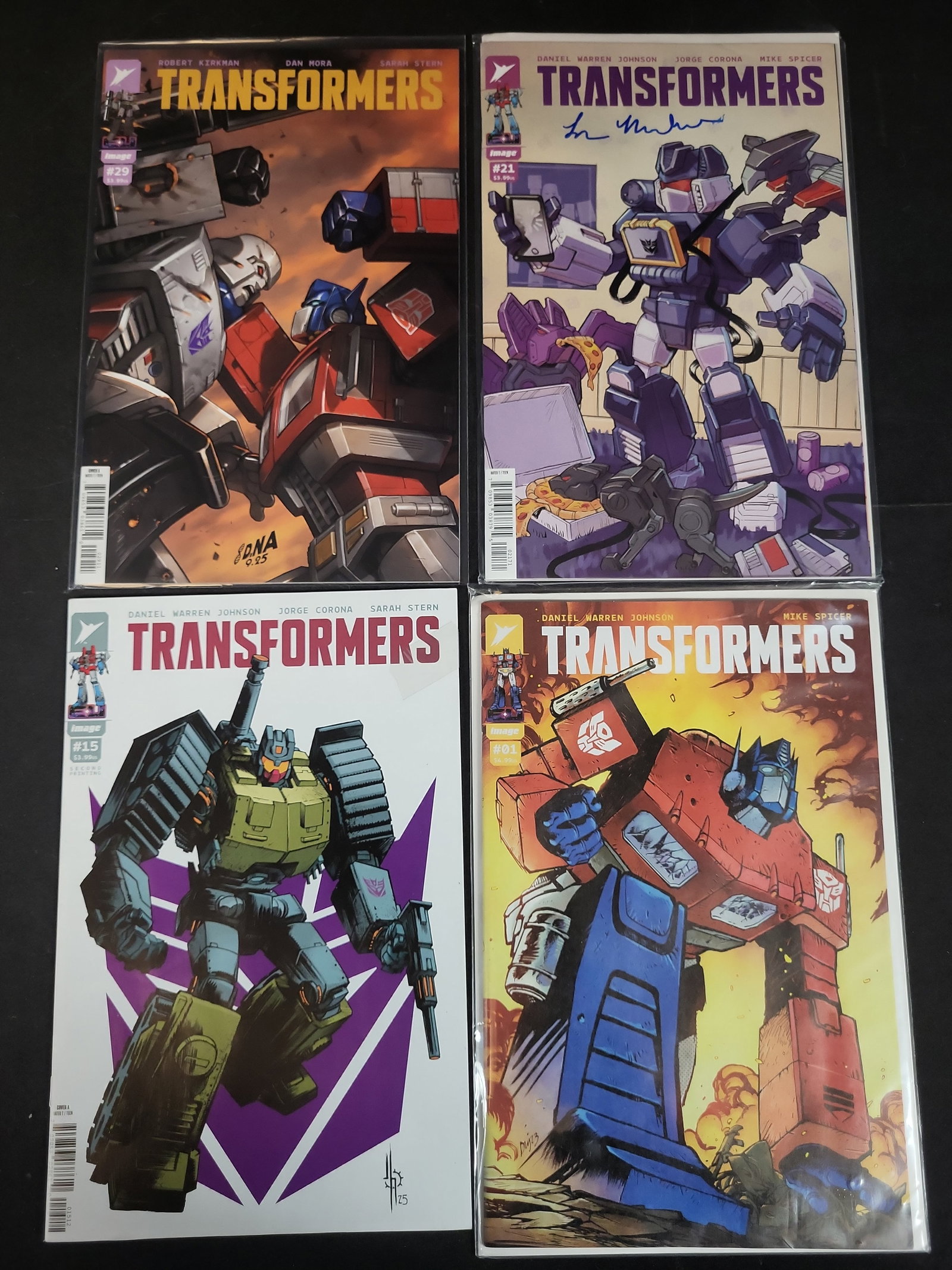 I03790 | A Group of Modern Transformers Comic Books Published by Image Comics (1 of 6)