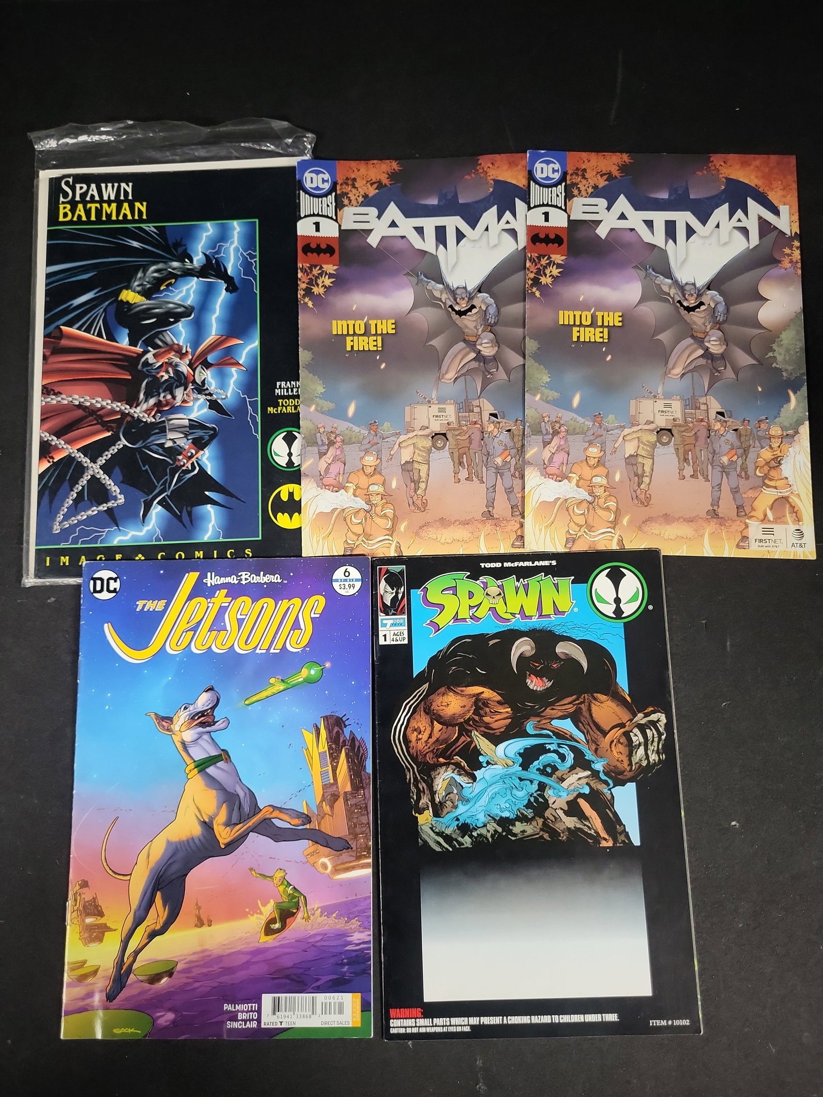I03846 | A Collection of Five Comic Books Including Spawn/Batman and Batman Promotional Issues (1 of 4)