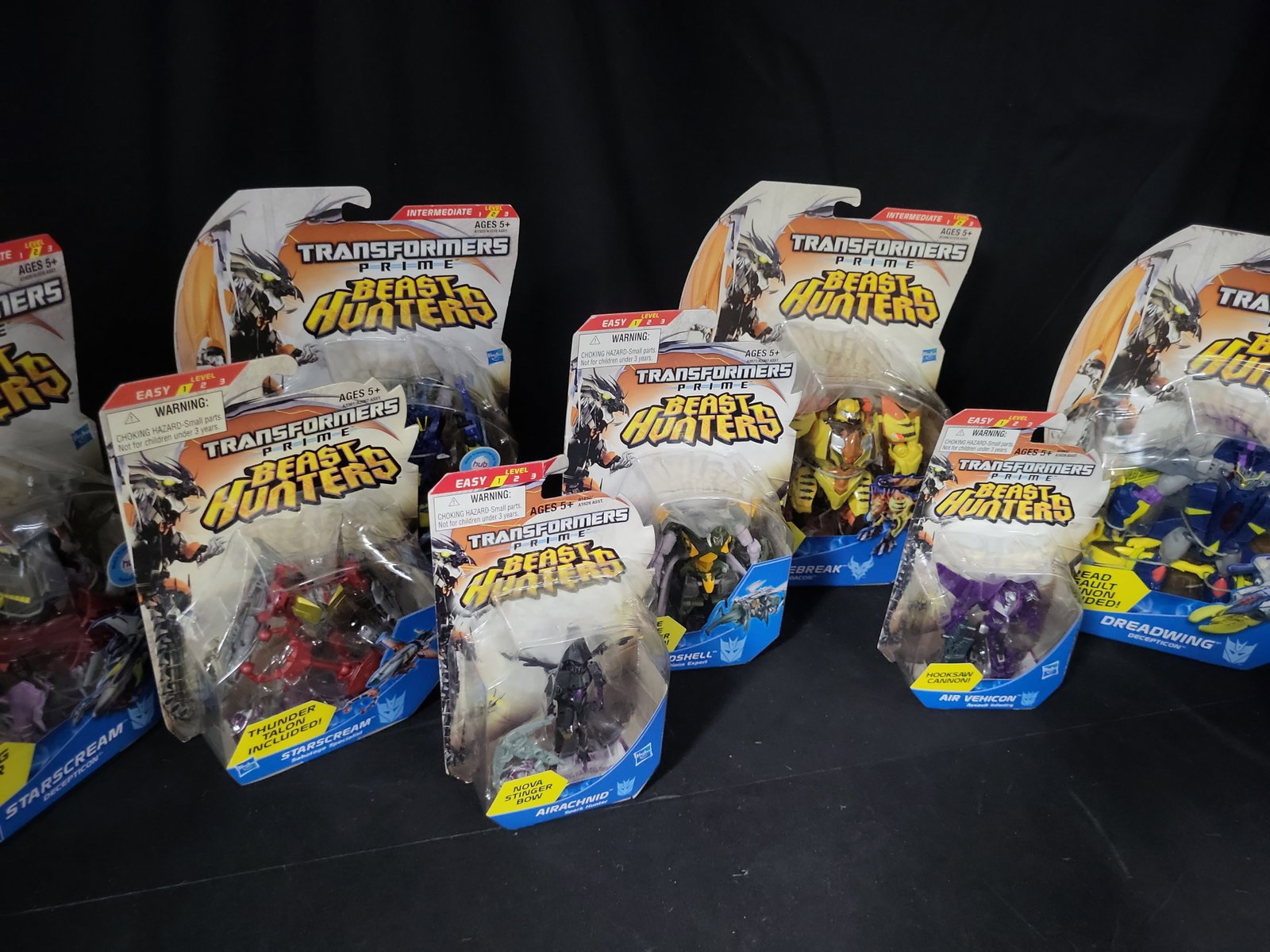 I03530 | A Collection of Eight Hasbro Transformers Prime Beast Hunters Action Figures in Original (1 of 12)