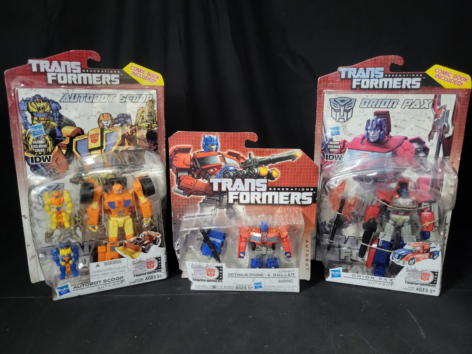 I03546 | Three Hasbro Transformers Generations Thrilling 30 Action Figures (1 of 7)