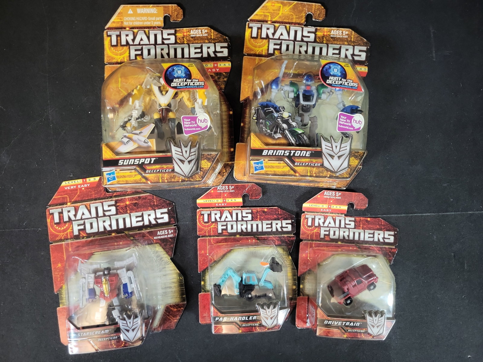 I03512 | A Collection of Five Hasbro Transformers Hunt for the Decepticons and Legends Class Figures (1 of 6)