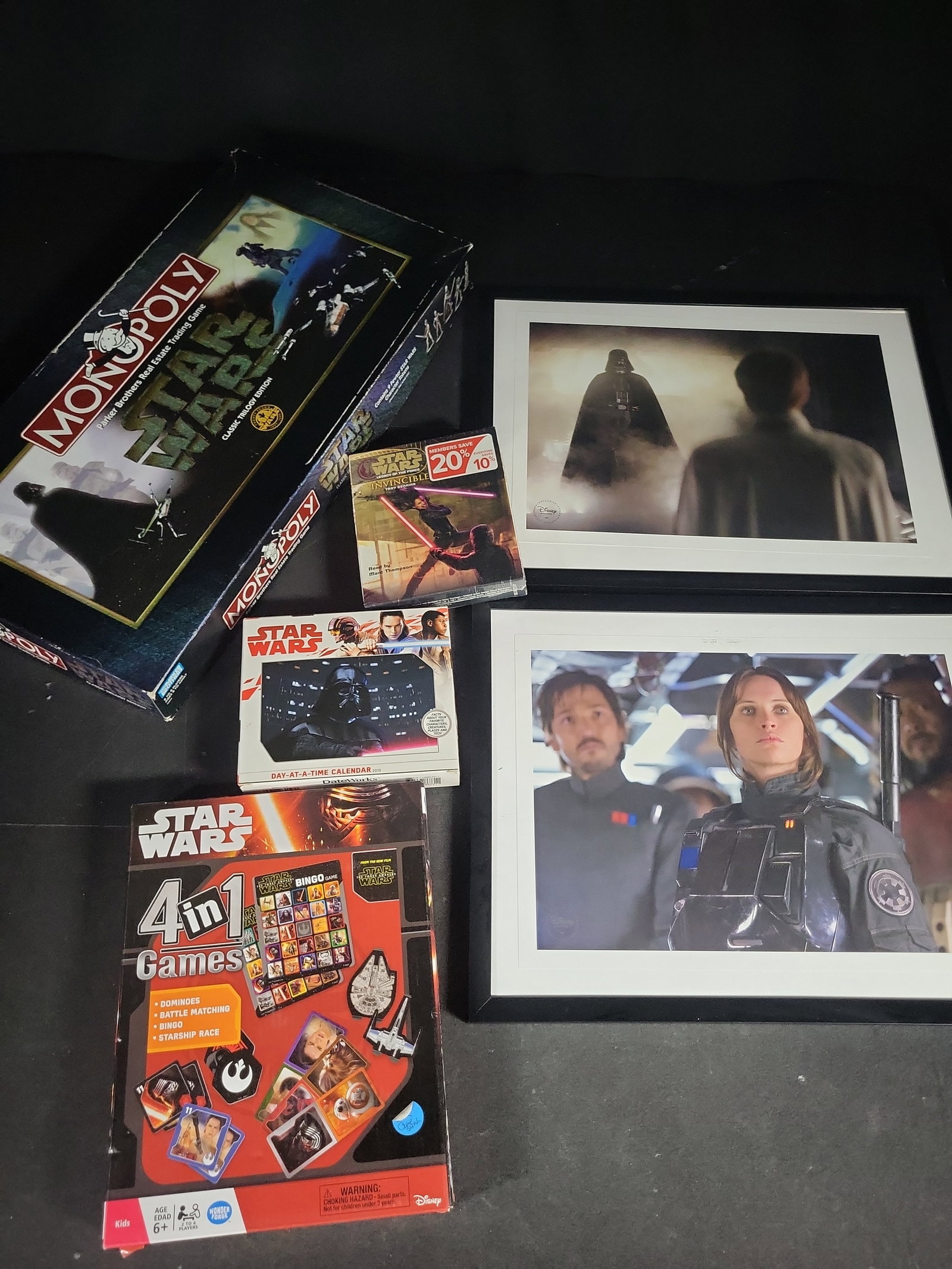 I04675 | Collection of Star Wars Memorabilia (1 of 6)