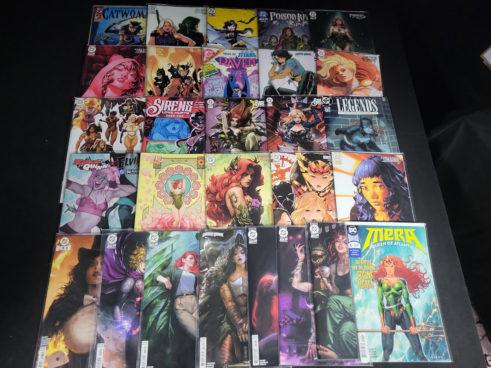 I04548 | A Collection of DC Variant Comics (1 of 7)