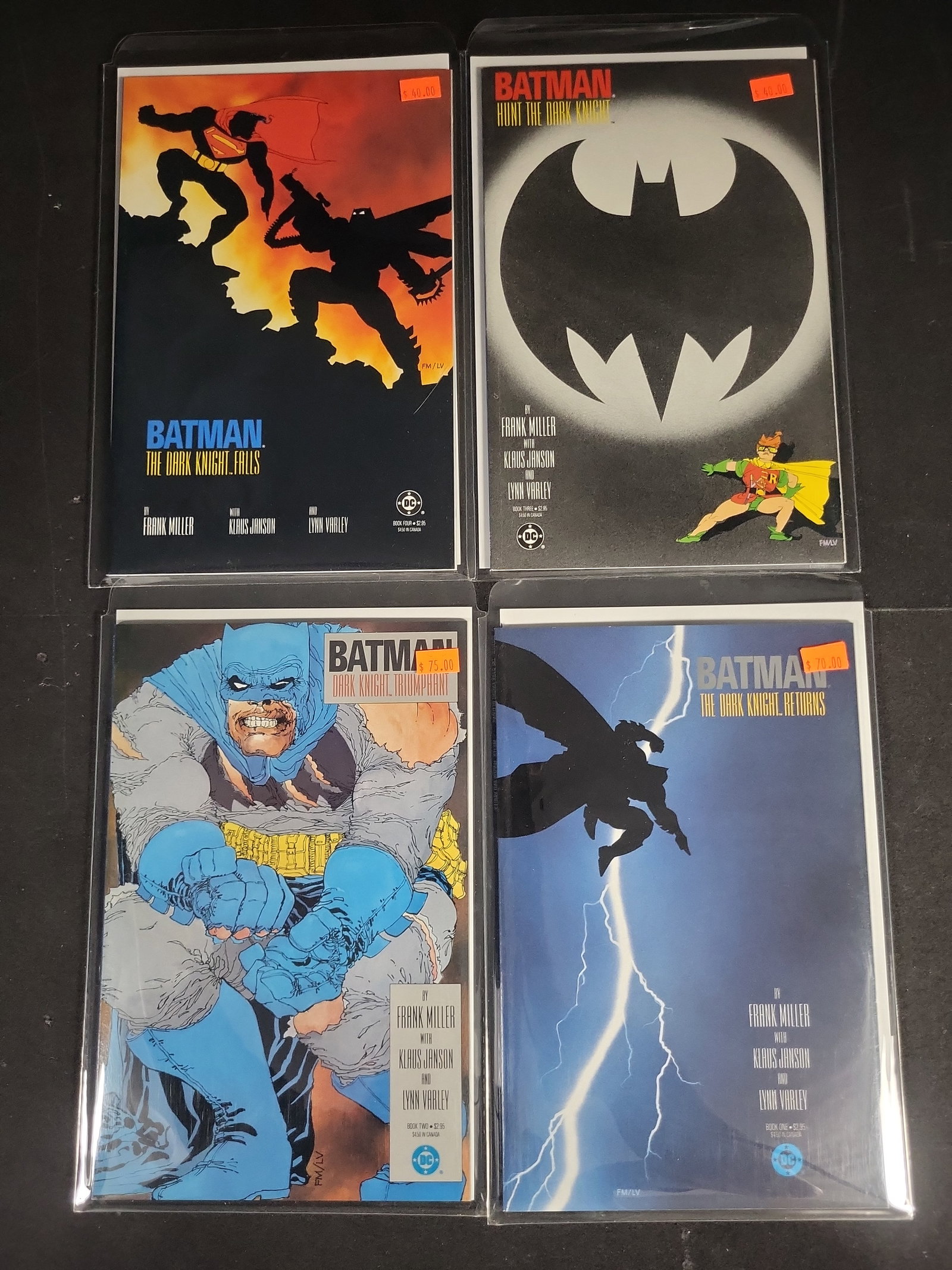 I04532 | Set of Batman Dark Knight Comics (1 of 5)