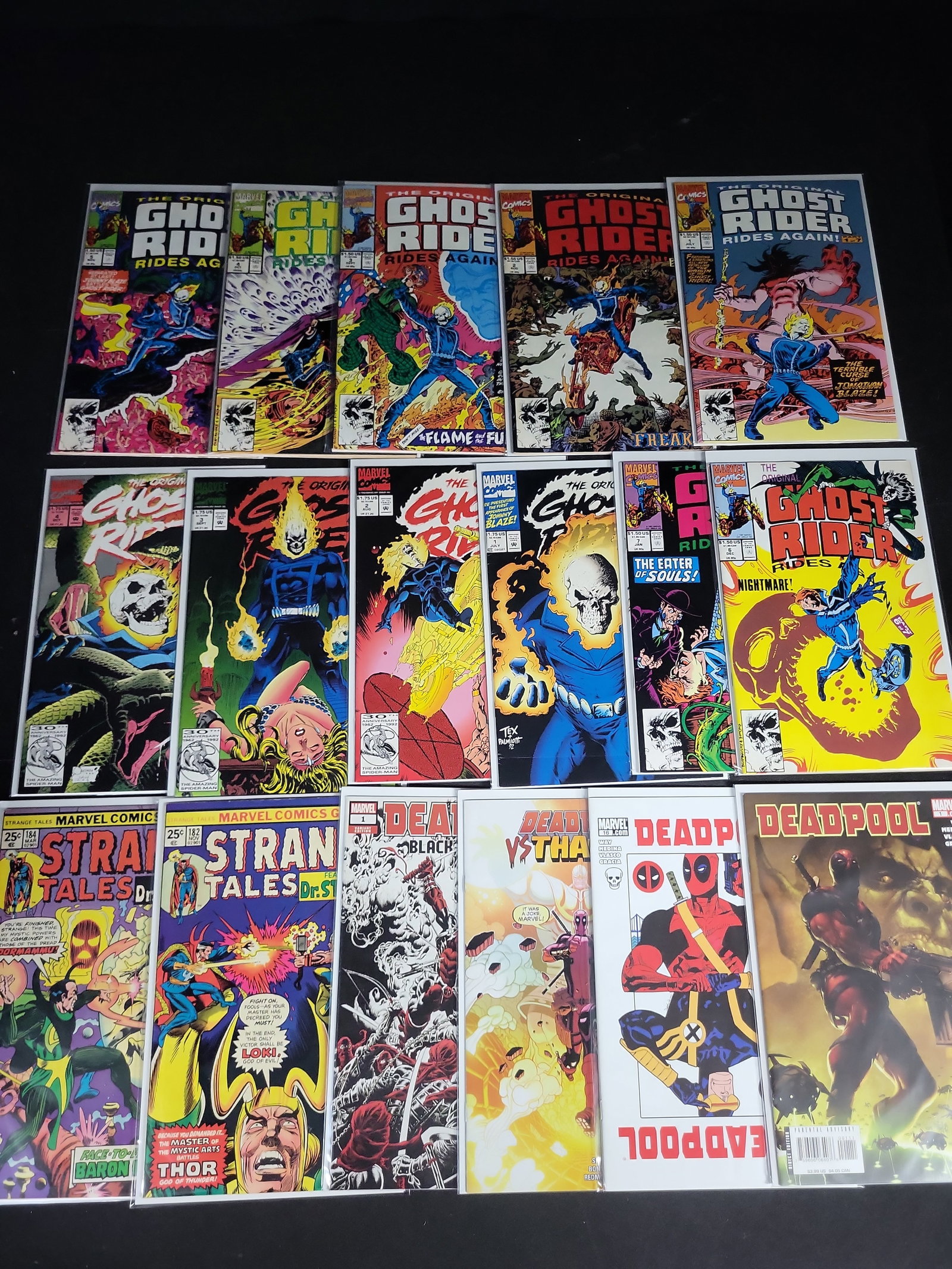 I04766 | Seventeen Marvel Ghost Rider and Deadpool Comics: IMPORTANT â€“ PLEASE REVIEW BEFORE BIDDING: Aeron House makes every effort to accurately identify and describe each lot; however, titles and descriptions may contain errors, omissions, or AI-a