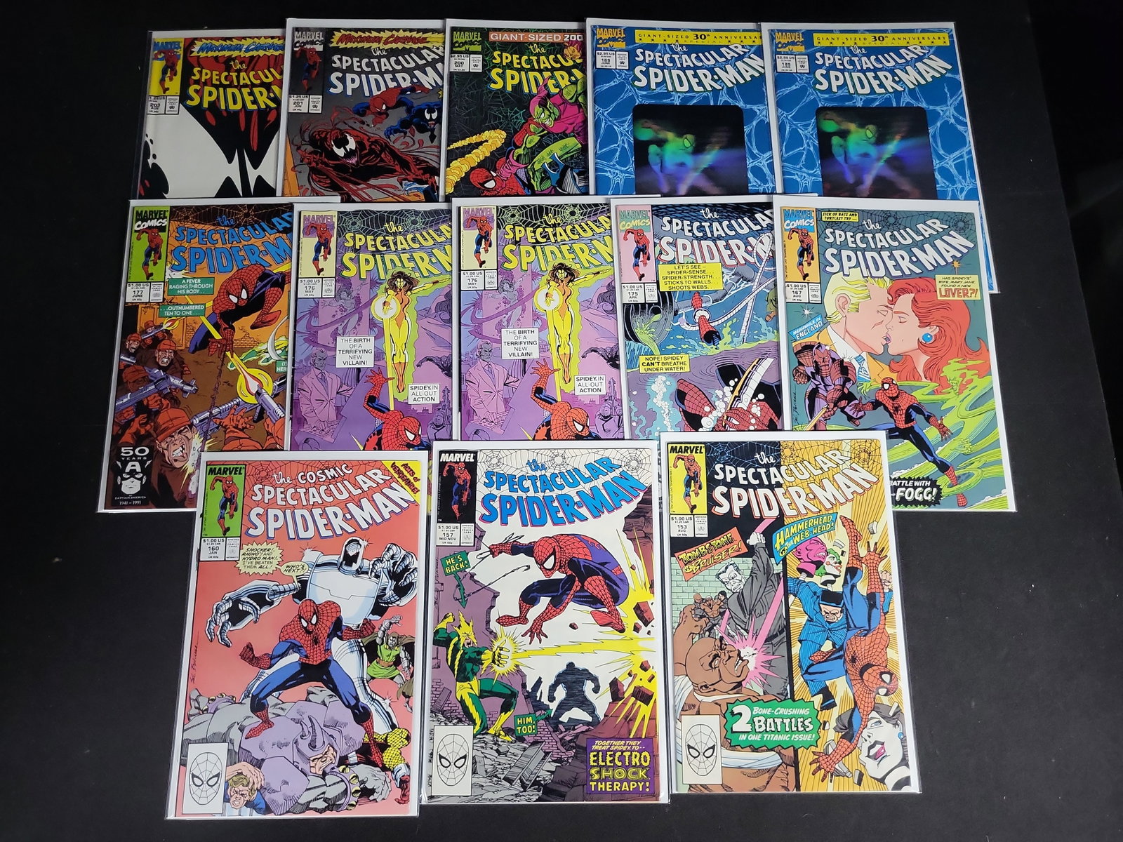 I04772 | A Collection of Marvel Spider-Man Comics: IMPORTANT â€“ PLEASE REVIEW BEFORE BIDDING: Aeron House makes every effort to accurately identify and describe each lot; however, titles and descriptions may contain errors, omissions, or AI-a