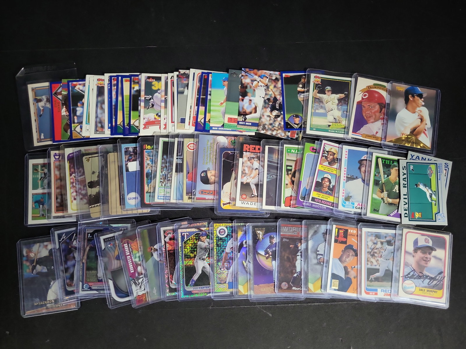I04258 | Assorted Vintage and Modern Baseball Cards: IMPORTANT â€“ PLEASE REVIEW BEFORE BIDDING: Aeron House makes every effort to accurately identify and describe each lot; however, titles and descriptions may contain errors, omissions, or AI-a