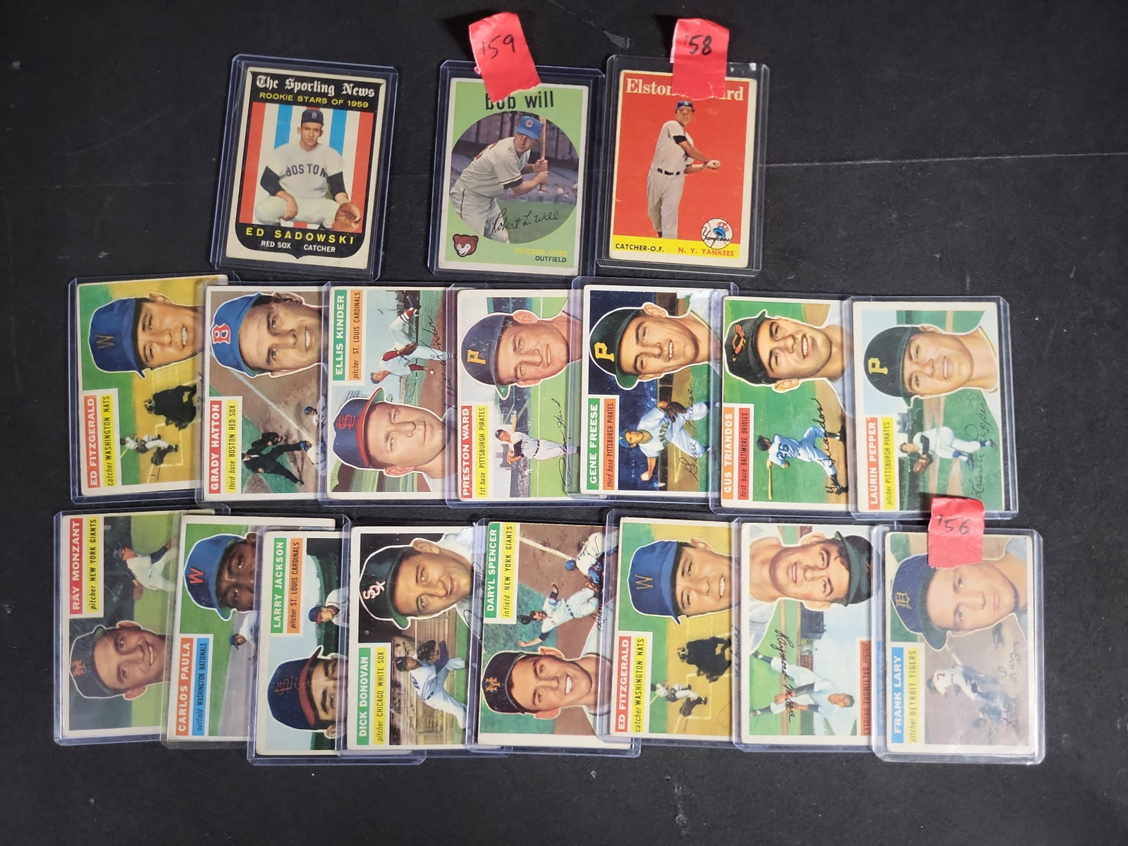 I04243 | Vintage Topps Baseball Card Assortment: IMPORTANT â€“ PLEASE REVIEW BEFORE BIDDING: Aeron House makes every effort to accurately identify and describe each lot; however, titles and descriptions may contain errors, omissions, or AI-a