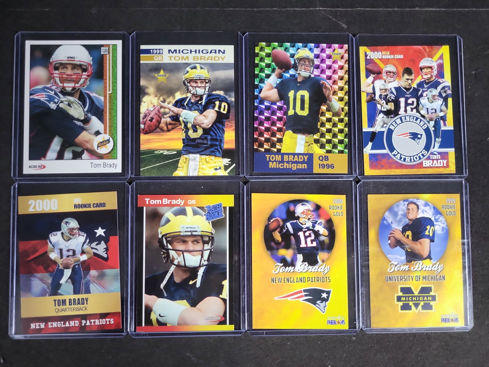 I04201 | An Assortment of Tom Brady Art Cards: IMPORTANT â€“ PLEASE REVIEW BEFORE BIDDING: Aeron House makes every effort to accurately identify and describe each lot; however, titles and descriptions may contain errors, omissions, or AI-a