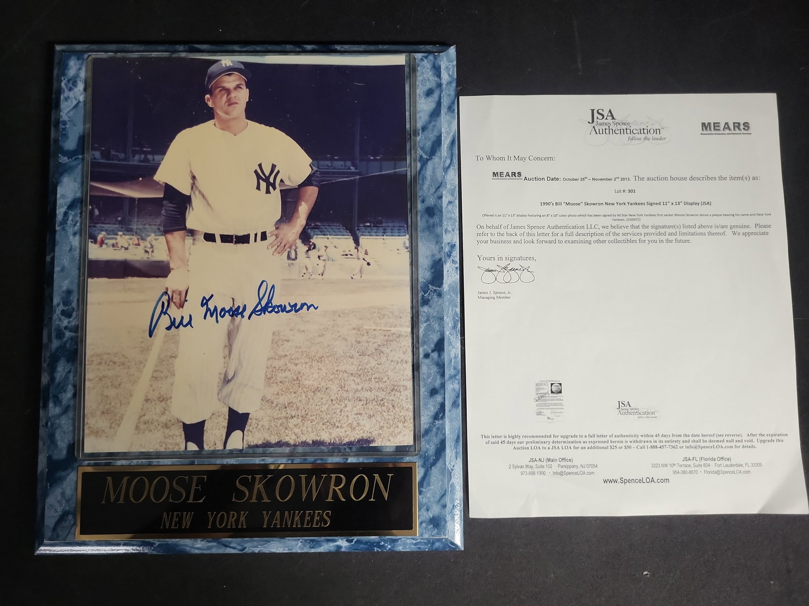 I04118 | Signed Moose Skowron Yankees Plaque: IMPORTANT â€“ PLEASE REVIEW BEFORE BIDDING: Aeron House makes every effort to accurately identify and describe each lot; however, titles and descriptions may contain errors, omissions, or AI-a