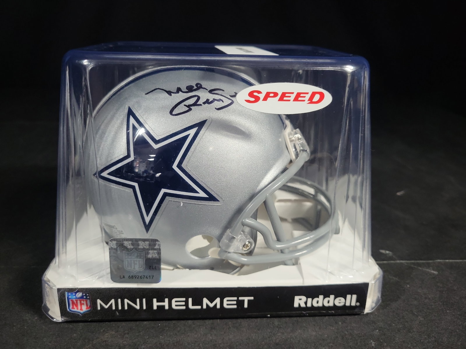 I04365 | Mel Renfro Signed Cowboys Mini Helmet: IMPORTANT â€“ PLEASE REVIEW BEFORE BIDDING: Aeron House makes every effort to accurately identify and describe each lot; however, titles and descriptions may contain errors, omissions, or AI-a