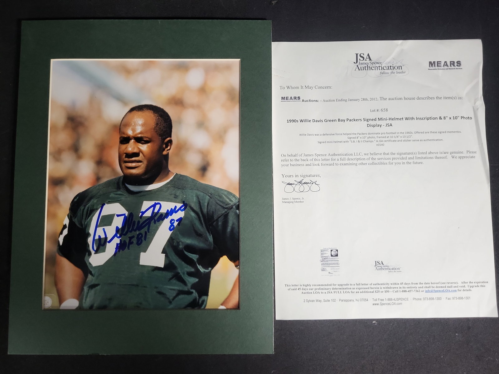 I04117 | Signed Willie Davis Packers Photograph: IMPORTANT â€“ PLEASE REVIEW BEFORE BIDDING: Aeron House makes every effort to accurately identify and describe each lot; however, titles and descriptions may contain errors, omissions, or AI-a