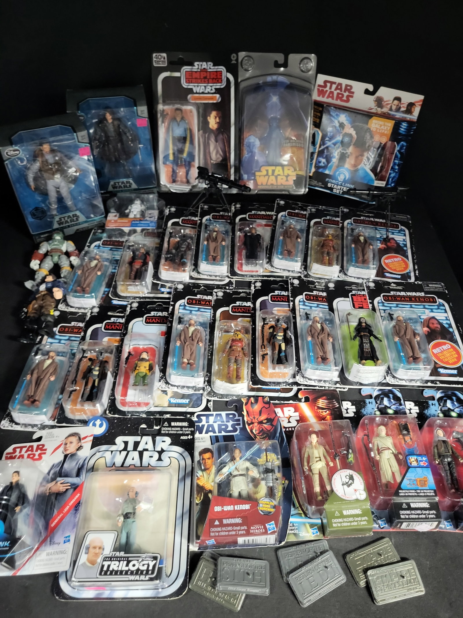 I04658 | Large Star Wars Action Figure Collection (1 of 17)