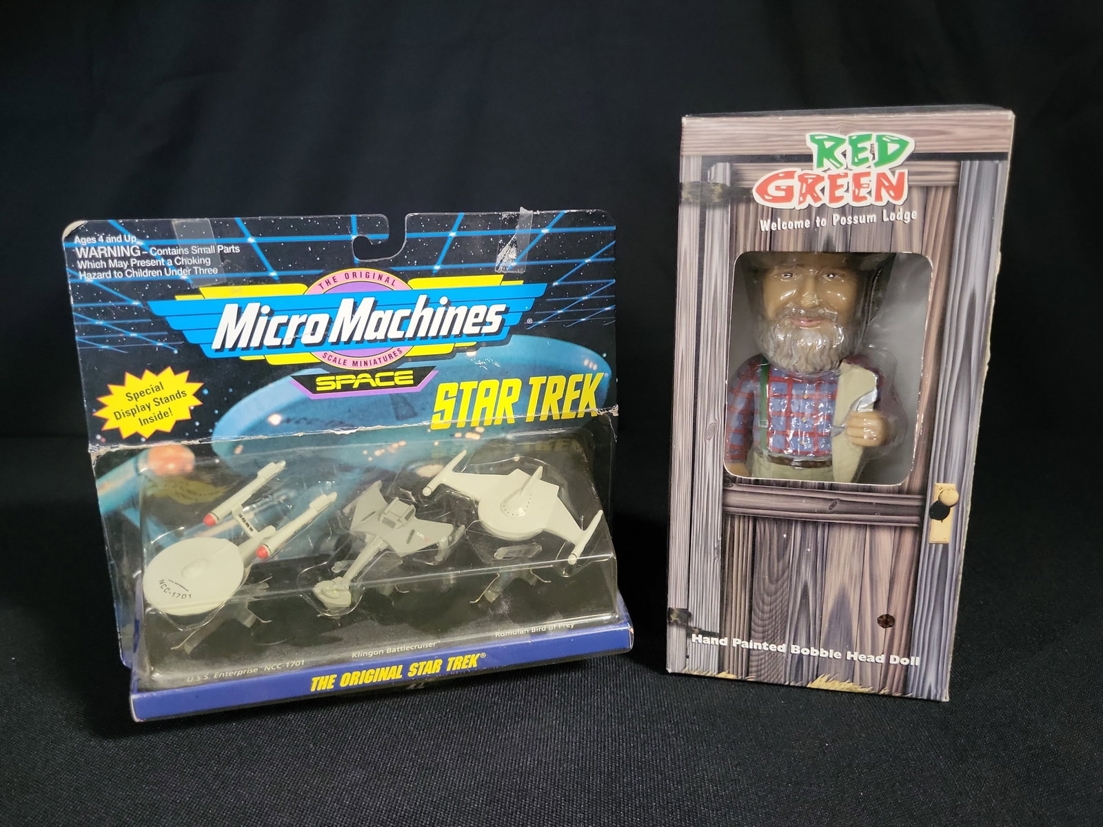 I04881 | Galoob Star Trek Micro Machines and Red Green Bobblehead: IMPORTANT â€“ PLEASE REVIEW BEFORE BIDDING: Aeron House makes every effort to accurately identify and describe each lot; however, titles and descriptions may contain errors, omissions, or AI-a