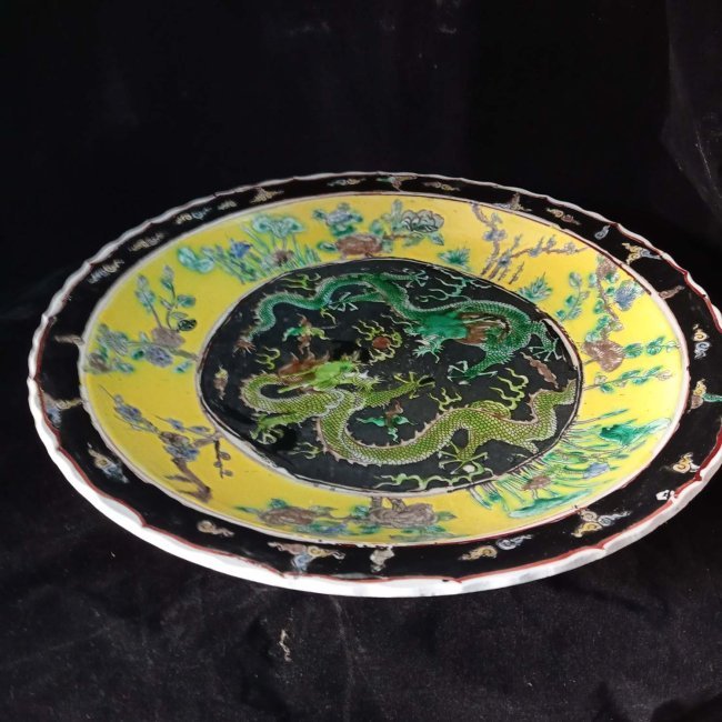Pastel Hand-Painted Dragon Walking World Plates: Pastel Hand-Painted Dragon Walking World Plates High 6CM wide 42.5cm weight: Freight: 1.International Freight: Foreign shipping charges are determined by destination. 2.Photos, descriptions and valuat