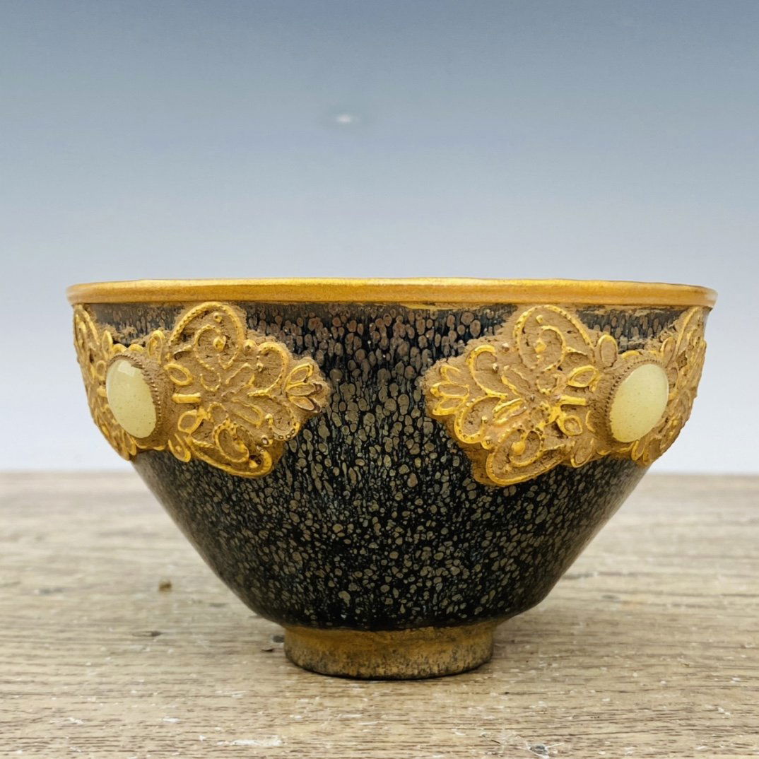 Jian Kiln Oil Drop Covered Gold Cup with Gemstones (1 of 9)