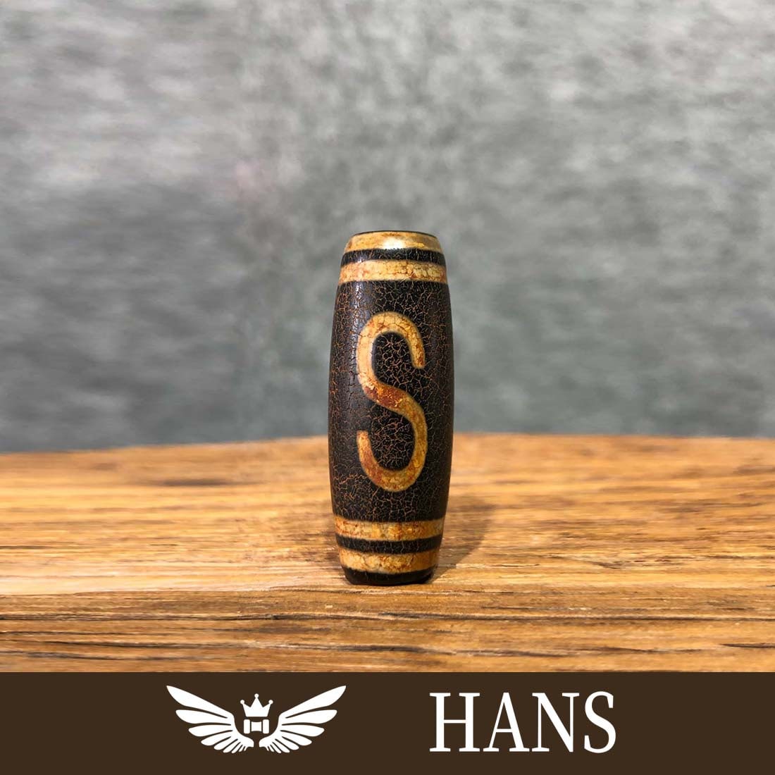 Tibetan old dzi beads (1 of 9)