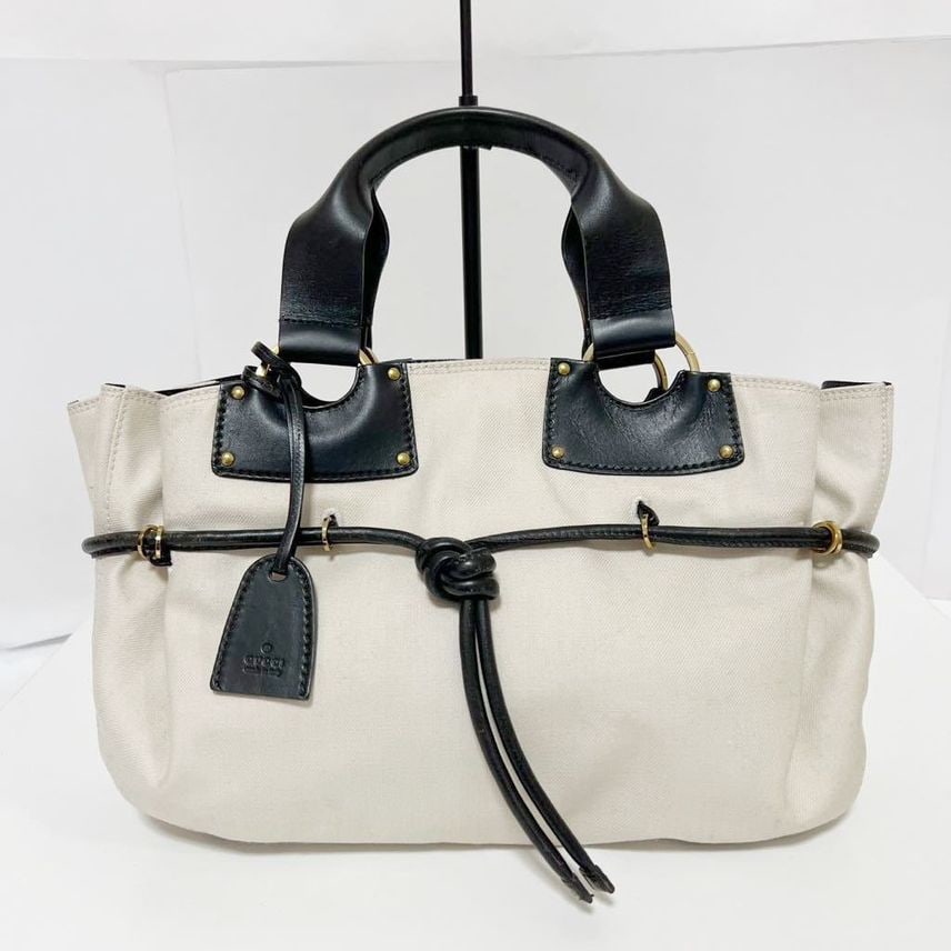 GUCCI Gucci canvas handbag with small bag leather 95168 handbag white black [second-hand]: GUCCI Gucci Canvas Handbag with Small Bag Leather 95168 Handle White Black [Second-hand] Because it is a second-hand product, it is not verified and cannot be returned or exchanged Color White Black S