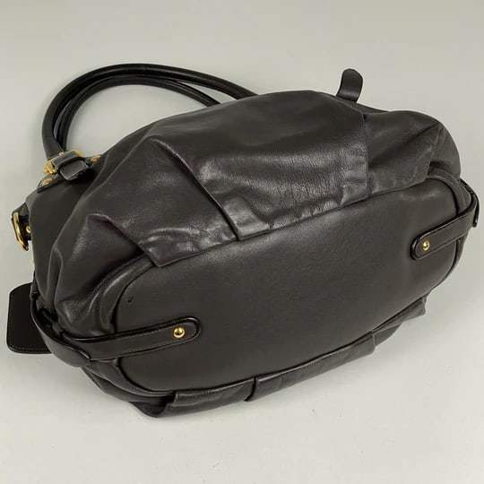 Prada Logo Tote 2WAY Shoulder Bag Tote Bag Leather Brown Women [Second Hand]: Prada Logo Handbag 2WAY Shoulder Bag Handbag Leather Brown Women [Second-hand] Because it is a second-hand product, it is not verified and cannot be returned or exchanged. Width Approximately 32 cm He