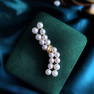 Natural freshwater pearl brooch