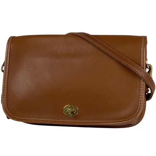 Coach Logo Shoulder Bag Old Coach Shoulder Bag Leather Brown 301 Women's [Second Hand]: Coach Logo Shoulder Bag Old Coach Shoulder Bag Leather Brown 301 Women's[Used] Because it is a second-hand product, it is not verified and cannot be returned or exchanged Width Approximately 24 cm Hei