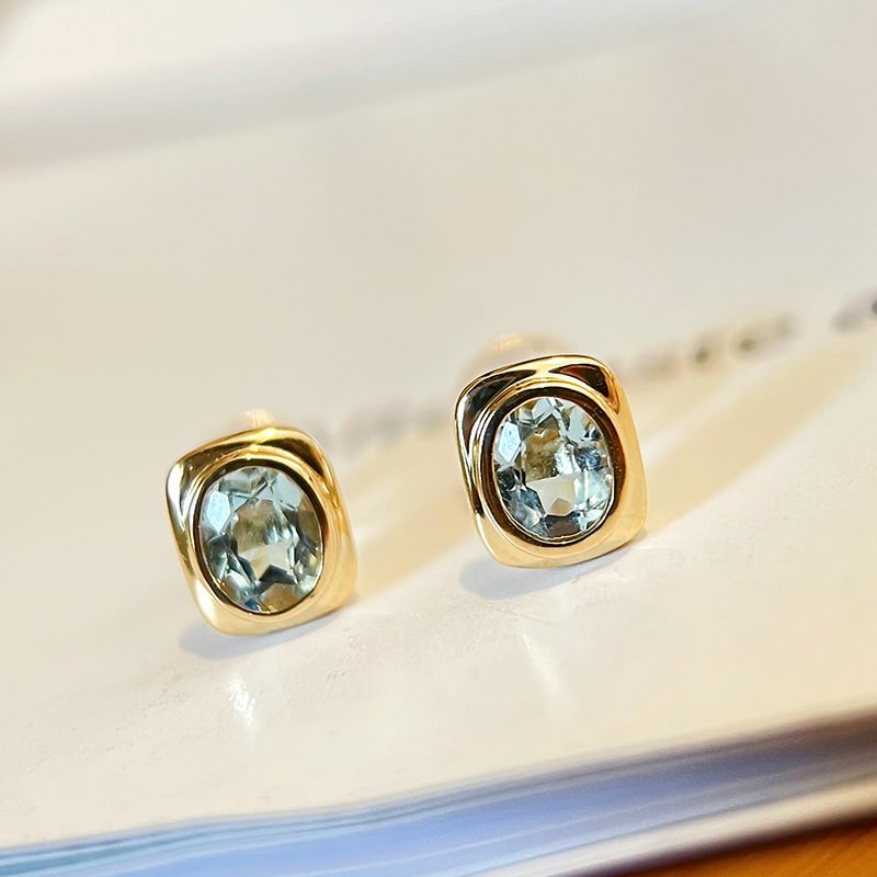 18K Aquamarine Stud Earrings (1 of 3)
