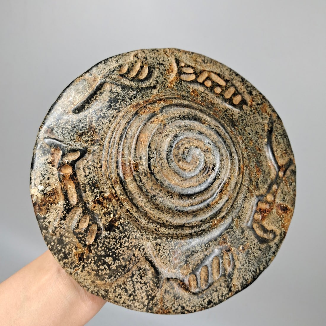 Meteorite UFO (1 of 8)