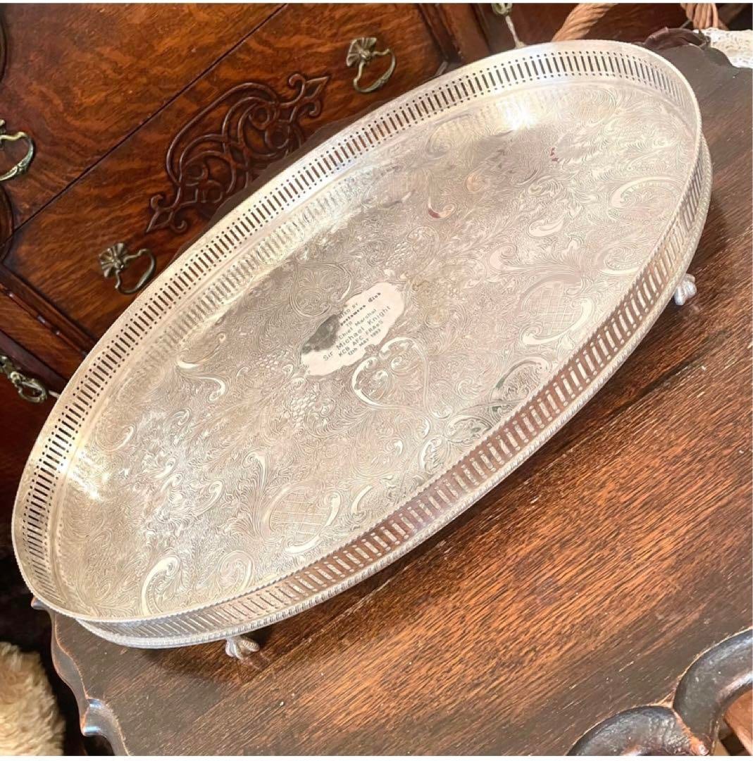 British Antique Gallery Tray Silver Tray Silverware: Purchased at the UK Antique Market.One leg has signs of repair. Unchanged. Some minor scratches but overall clean.45cm x 29cmHeight 5.2cm. Freight:1.International Shipping: Foreign shipping costs are