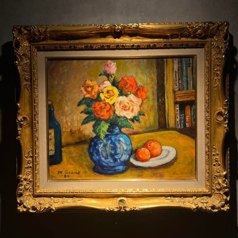 1984 m.asano [Rose and Fruit] Hand-painted oil painting: A beautifully framed painting from 1984.The abstract pointillism adds a unique flavor to Western books.It has a Renoir-like warmth.The focus of the composition is the flowers in the vase.A simple and