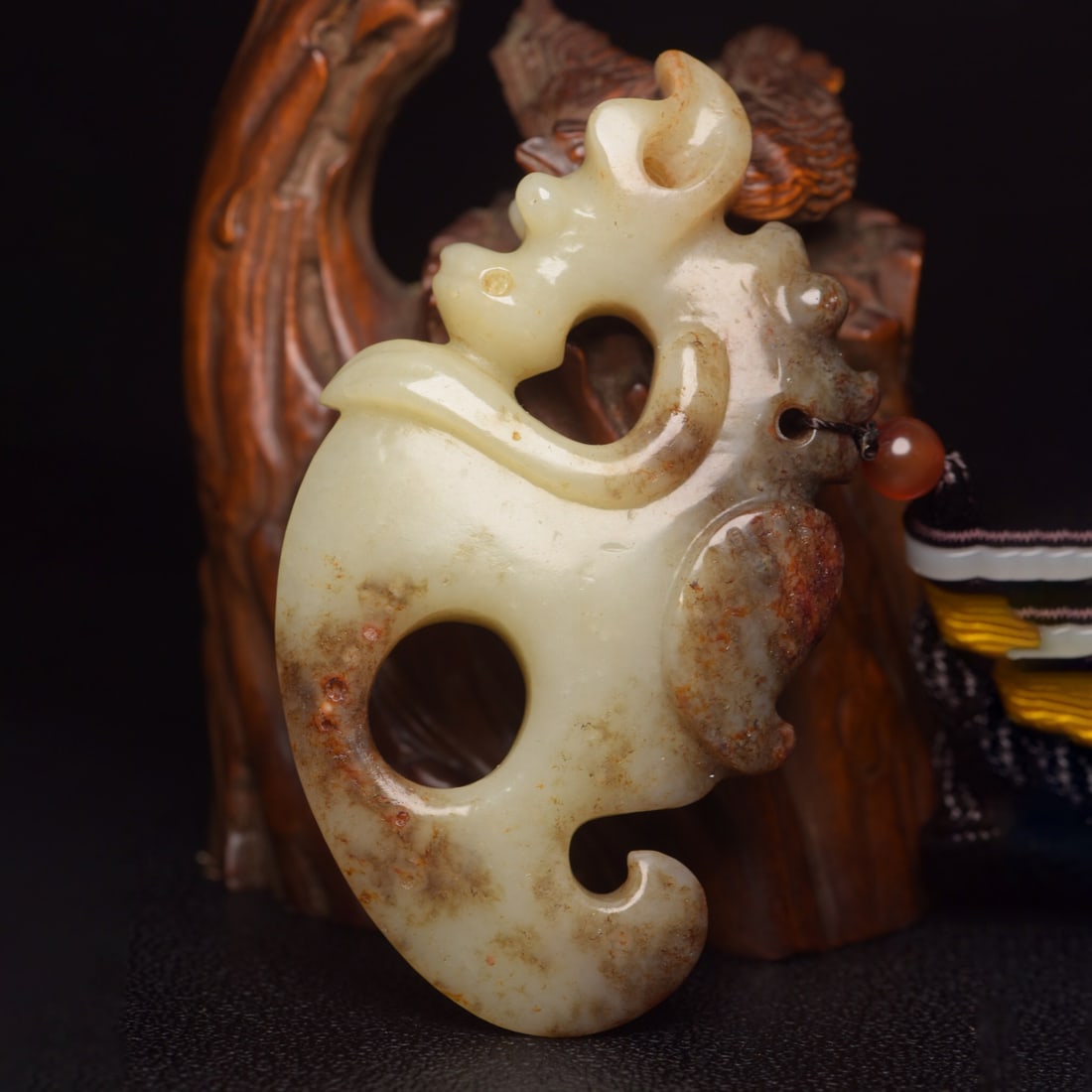 Hotan jade pendant (1 of 9)