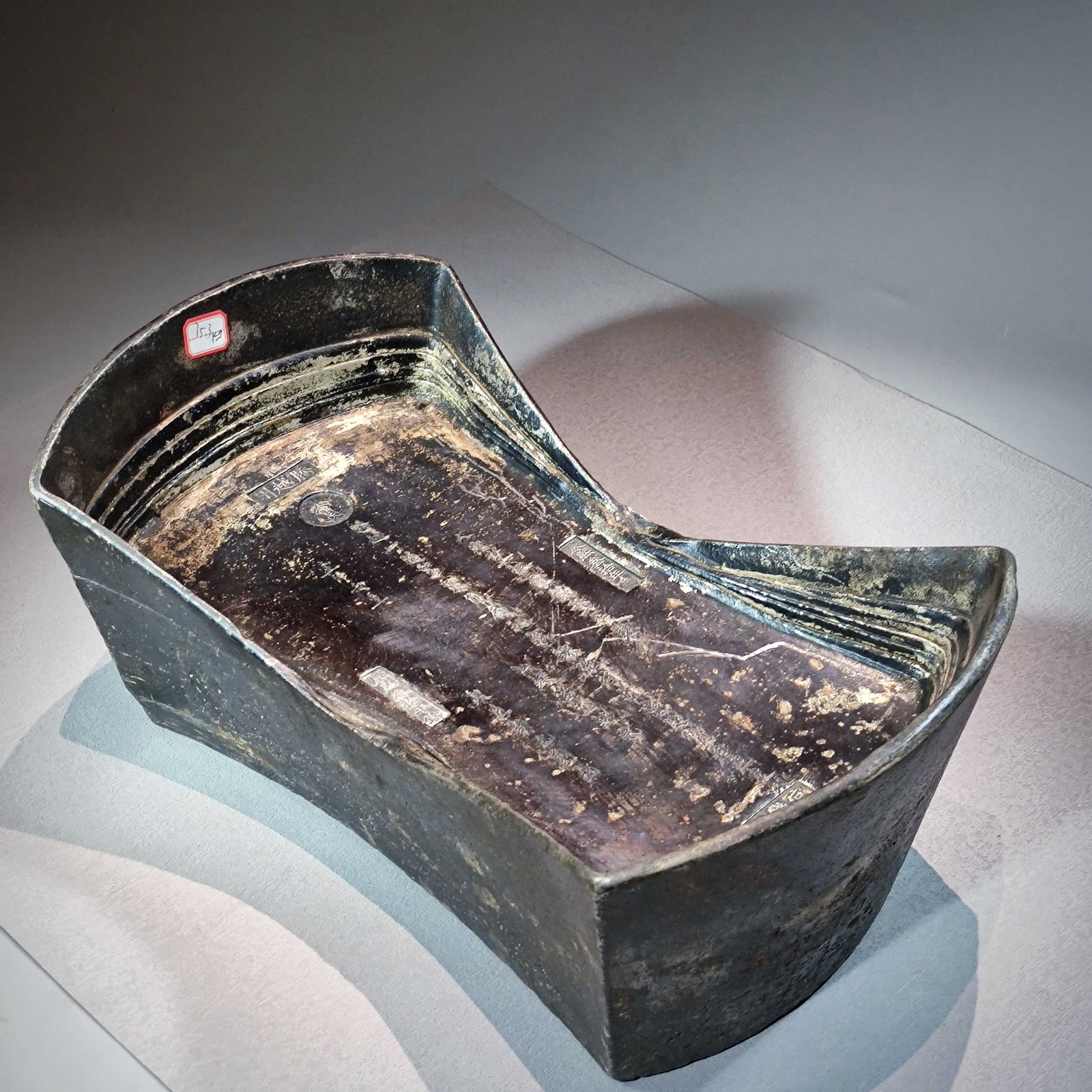 Qing Dynasty style one thousand two silver ingot (1 of 9)