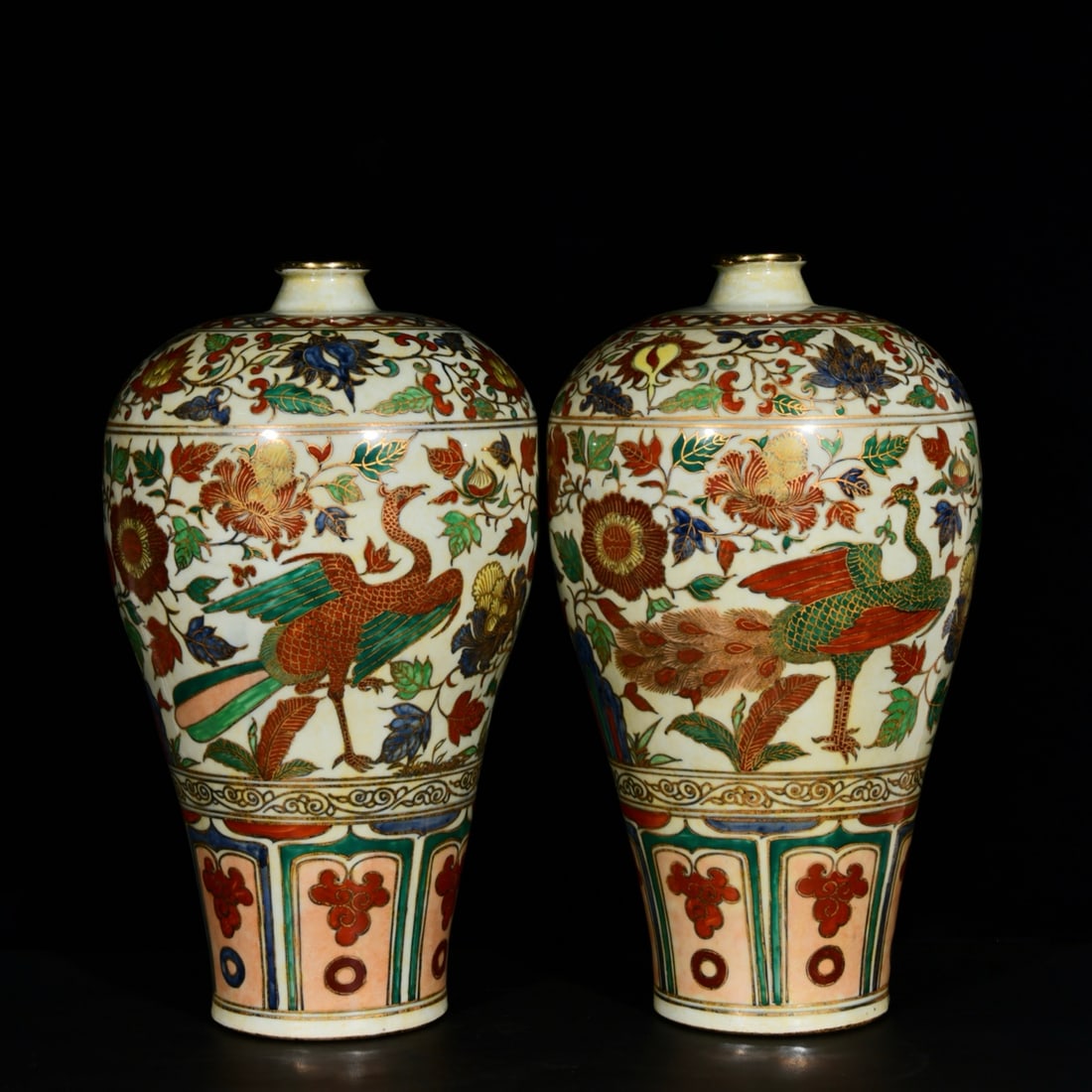 A pair of Yuan-style five-color gilt plum vases with flower and bird designs: A pair of Yuan-style five-color gilt plum vases with flower and bird designs Freight: 1.International Freight: Foreign shipping charges are determined by destination. 2.Photos, descriptions and valuat