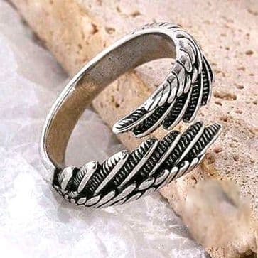 Men's Cufflinks Ring: Men's cufflink ring, size 19, silver, American casual style, feather pattern, women's version, autumn styleProduct DescriptionTrendy ring, men's cufflink ring, size 19, silver, American casual style,