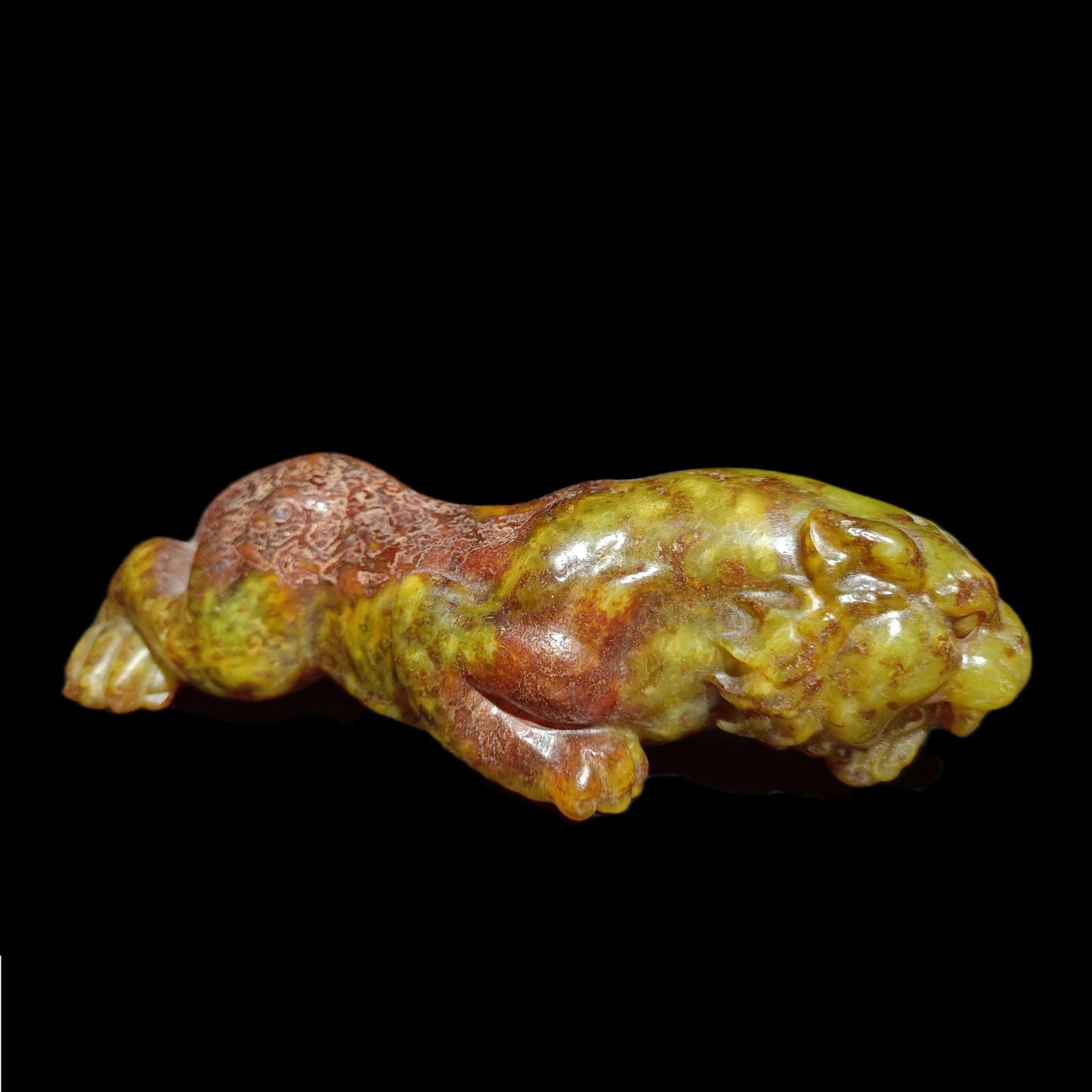 Ancient Hetian jade fierce tiger (1 of 8)