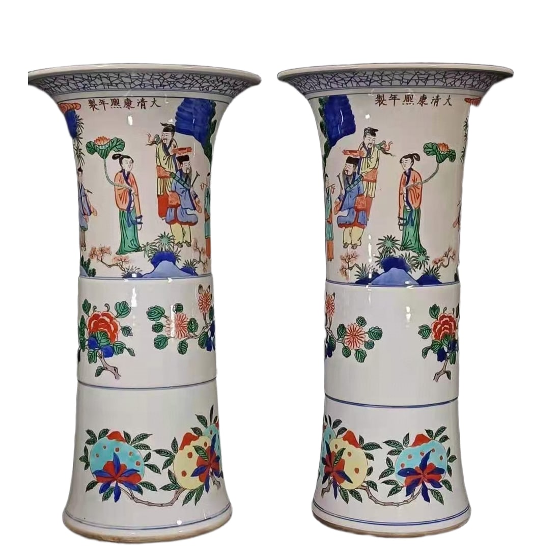 A pair of five-colored figure drums made in the Kangxi style: A pair of five-colored figure drum made in the Kangxi style, height 41 centimeters, diameter 22 centimeters Freight: 1.International Freight: Foreign shipping charges are determined by destination. 2.