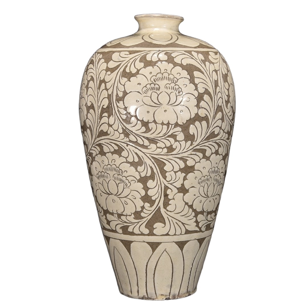 Song Dynasty Style Cizhou Celadon Vase with Engraved Floral Patterns (1 of 10)
