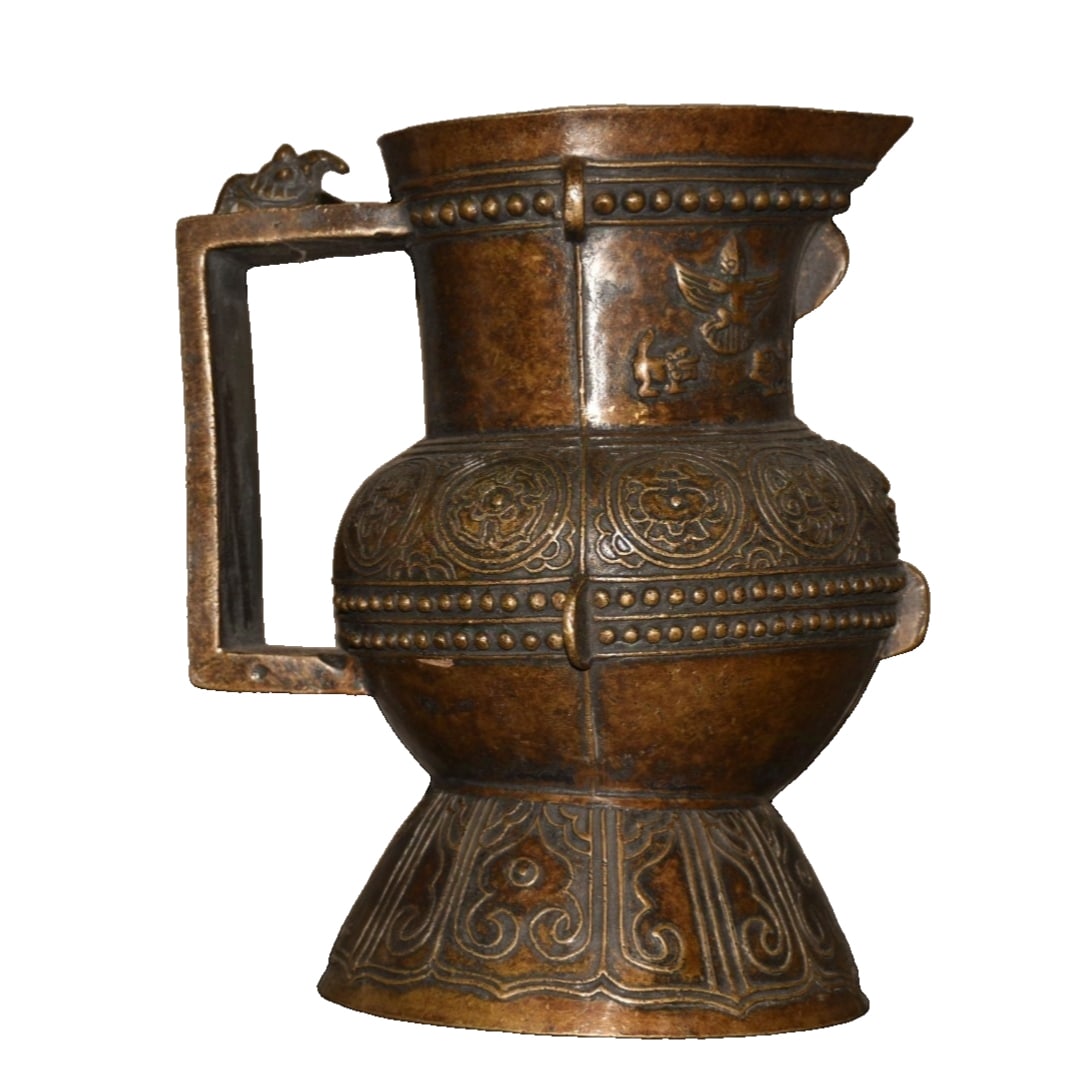 Bronze Beast-shaped Wine Pot (1 of 10)