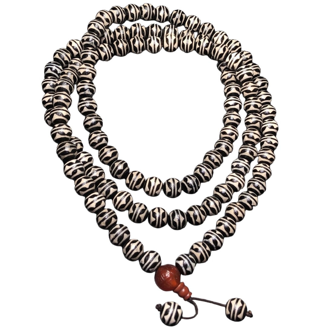 Tiger Tooth and Bodhi Bead Necklace: Antique High Oil Beaded Tiger Tooth Dzi Bead Buddhist RosarySize: 10mm*108 beadsThe ancient bead has a rich and thick patina with signs of weathering, fine orange peel textureTiger Tooth Dzi Beads hav