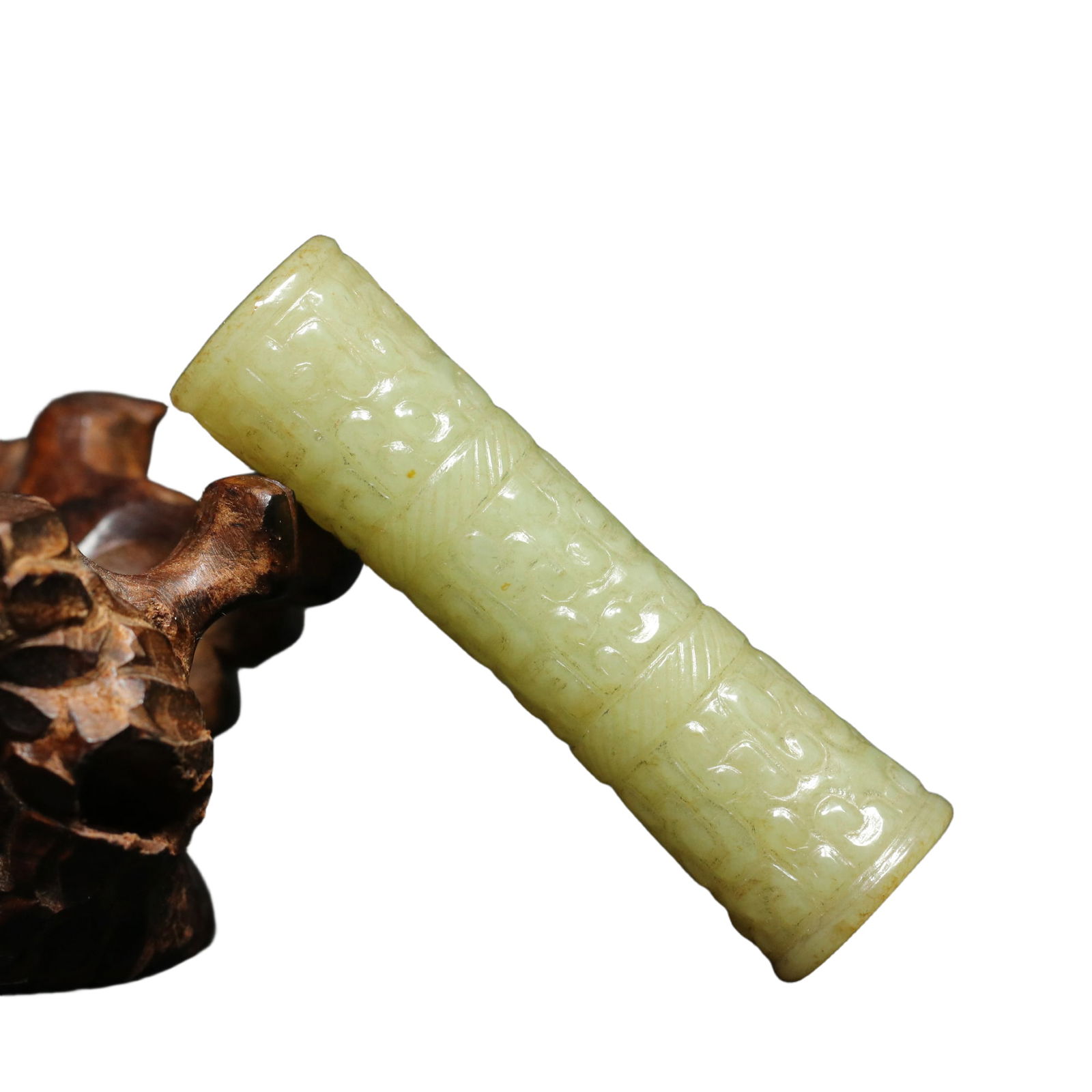 Han Dynasty Hetian Jade Pendant with Huiwen and Lezi: Exquisite old collection of Han dynasty Hetian jade with a snake pattern, a lei zi pendant. The carving is exquisite, the jade texture is delicate, the patina is well-aged, and the details are as