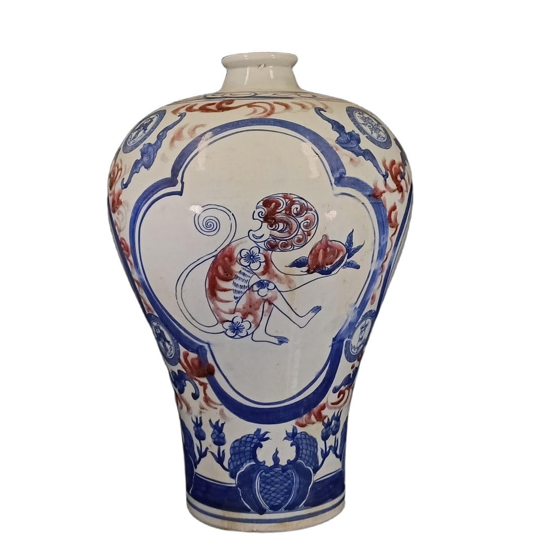 Qing Dynasty Yuanmingyuan Palace Collection Blue and White Underglaze Red Antique Wine Bottle: Old blue and white porcelain wine bottle from the Qing Dynasty's Yuanmingyuan Palace collection, well-proportioned body, beautiful glaze color, uniformly applied glaze, and well-preserved, 34/23