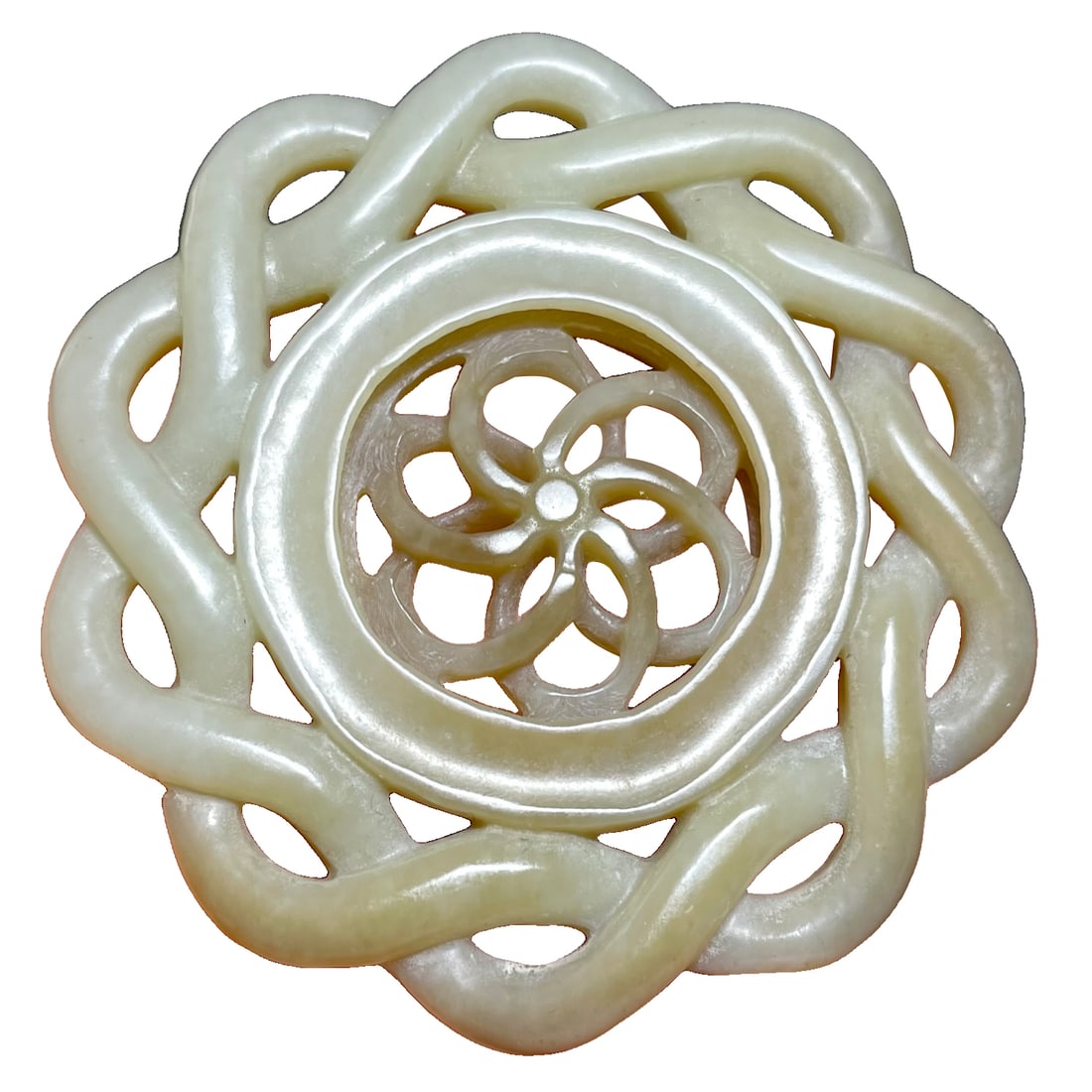 Qing Dynasty Hetian Jade Rotating Pendant (1 of 7)