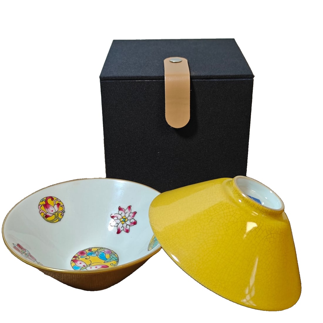 A Pair of Enamel Cups Made in Qianlong Reign of the Qing Dynasty (1 of 10)